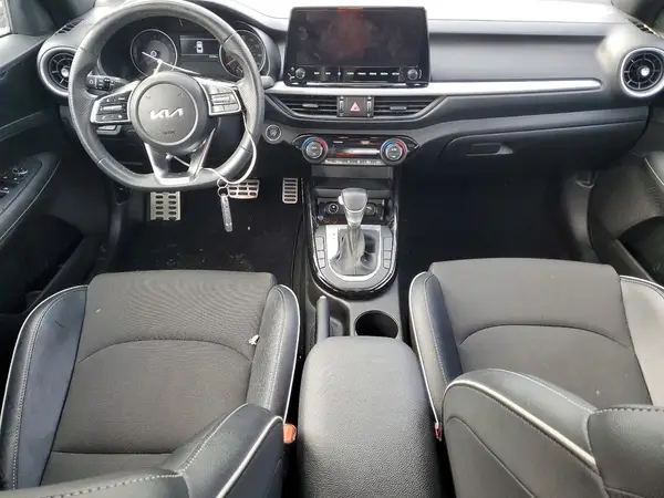 3KPF54AD8PE646196 2023 KIA FORTE - Image 8