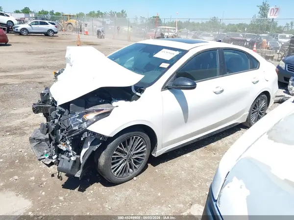 3KPF54AD8PE648076 2023 KIA FORTE - Image 2