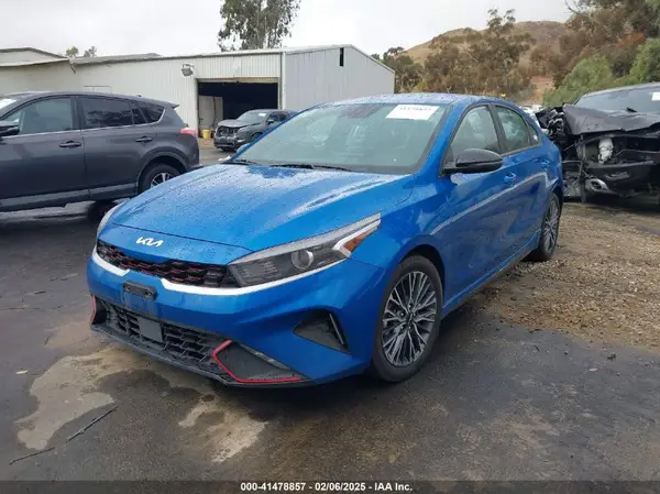 3KPF54AD8PE652127 2023 KIA FORTE - Image 2