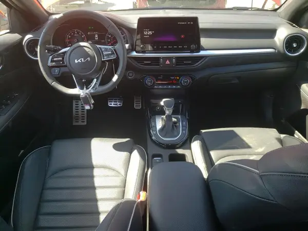 3KPF54AD8PE652225 2023 KIA FORTE - Image 8