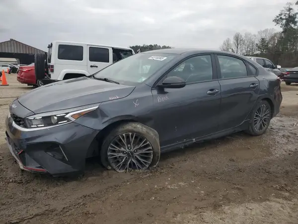 3KPF54AD8PE659997 2023 KIA FORTE - Image 1