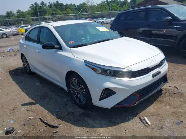 3KPF54AD8PE661345 2023 KIA FORTE - Image 1
