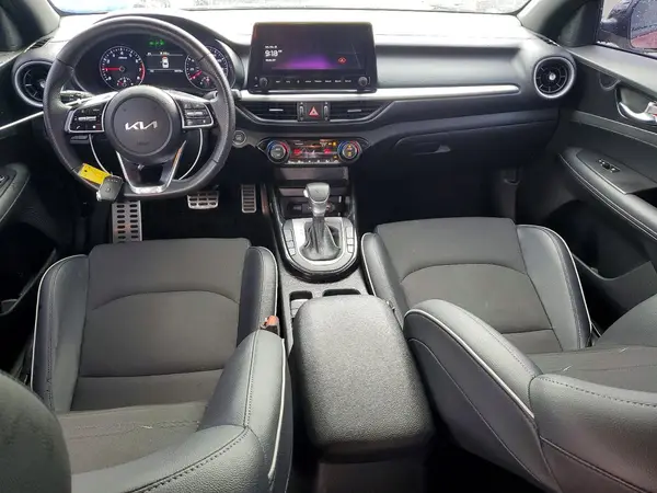 3KPF54AD8PE663838 2023 KIA FORTE - Image 8