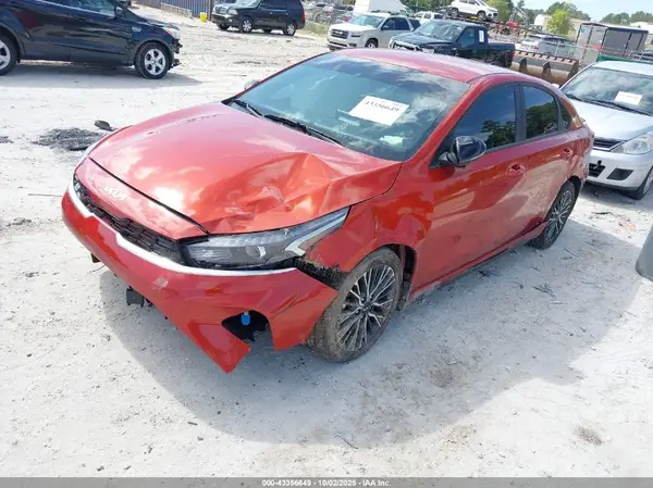 3KPF54AD8PE663841 2023 KIA FORTE - Image 2