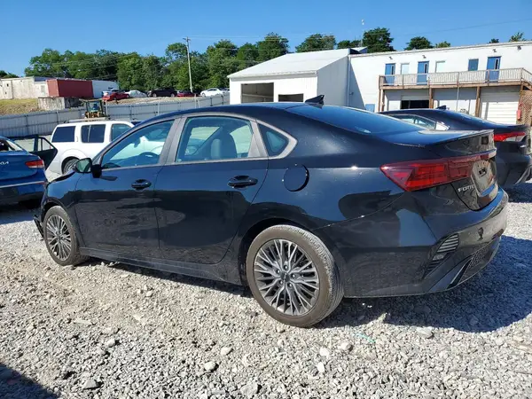 3KPF54AD8PE666156 2023 KIA FORTE - Image 2