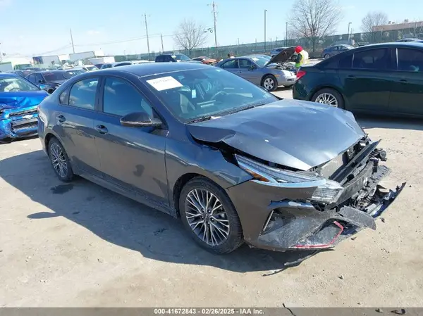 3KPF54AD8PE666657 2023 KIA FORTE - Image 1
