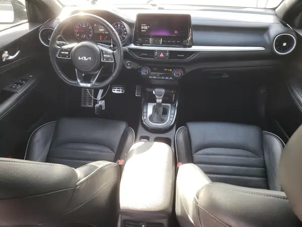 3KPF54AD8PE667131 2023 KIA FORTE - Image 8