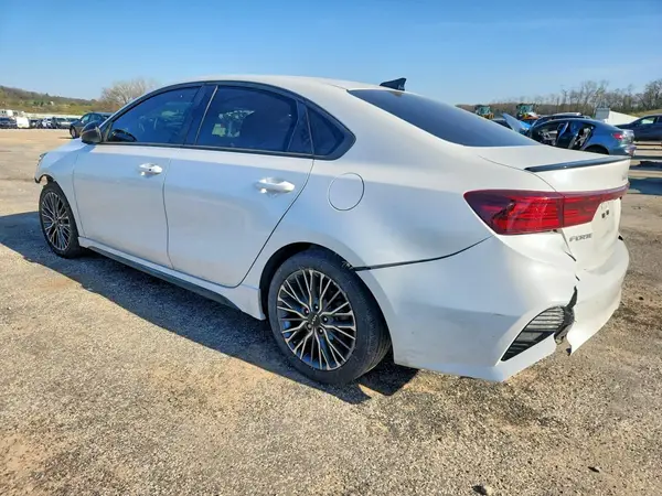 3KPF54AD8PE668313 2023 KIA FORTE - Image 2