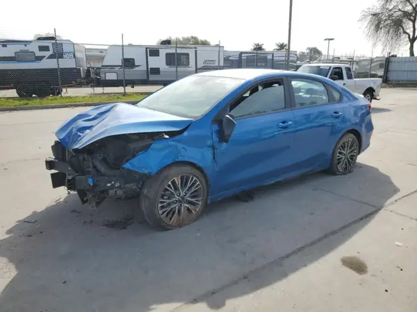 3KPF54AD8PE669901 2023 KIA FORTE - Image 1