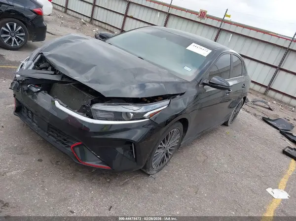 3KPF54AD8PE670031 2023 KIA FORTE - Image 2