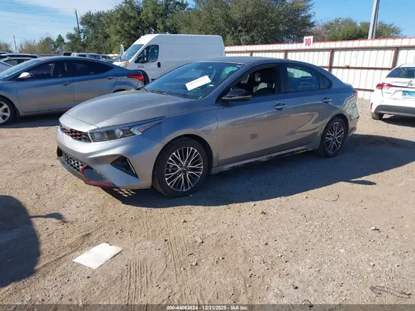 3KPF54AD8PE679859 2023 KIA FORTE - Image 2