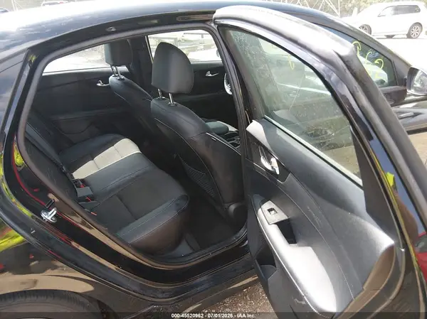 3KPF54AD8PE681059 2023 KIA FORTE - Image 8