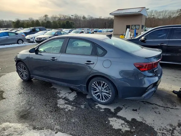 3KPF54AD8PE686410 2023 KIA FORTE - Image 2