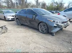3KPF54AD8PE686570 2023 KIA FORTE