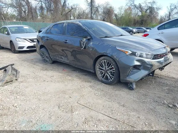 3KPF54AD8PE686570 2023 KIA FORTE - Image 1