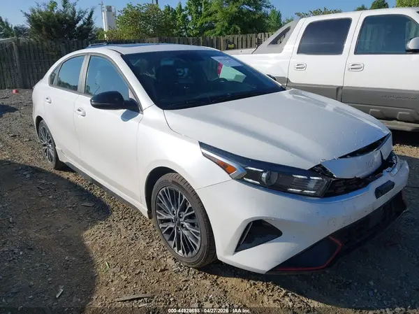 3KPF54AD8RE691769 2024 KIA FORTE - Image 1