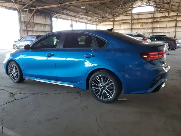 3KPF54AD8RE704567 2024 KIA FORTE - Image 2