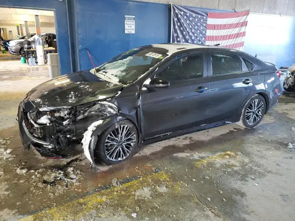 3KPF54AD8RE711910 2024 KIA FORTE - Image 1