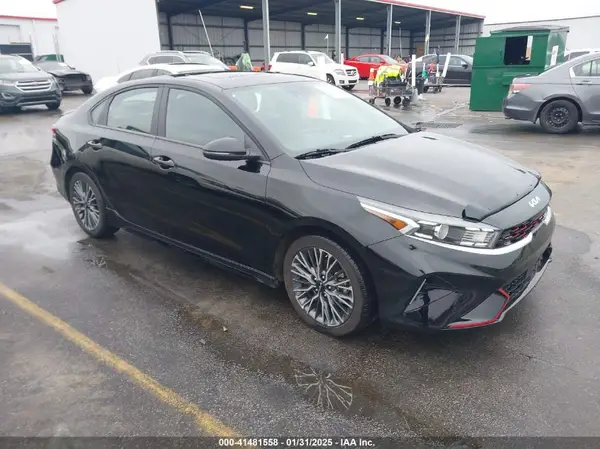3KPF54AD8RE721479 2024 KIA FORTE - Image 1