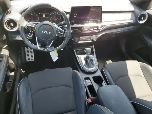 3KPF54AD8RE725161 2024 KIA FORTE - Image 8