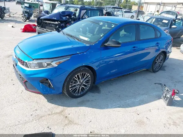 3KPF54AD8RE732028 2024 KIA FORTE - Image 2