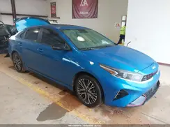 3KPF54AD8RE732837 2024 KIA FORTE