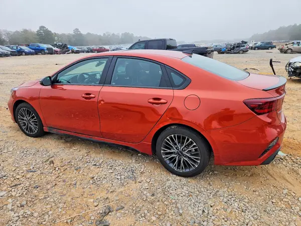 3KPF54AD8RE734121 2024 KIA FORTE - Image 2