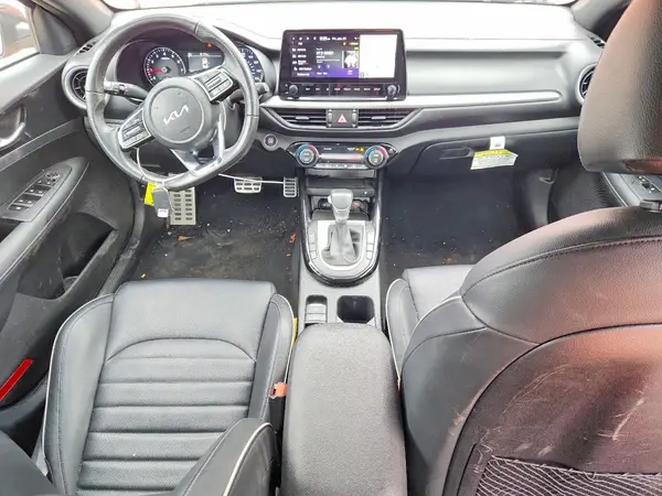 3KPF54AD8RE734121 2024 KIA FORTE - Image 8