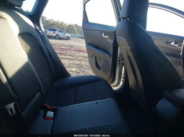3KPF54AD8RE737553 2024 KIA FORTE - Image 8