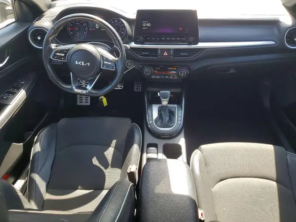 3KPF54AD8RE740677 2024 KIA FORTE - Image 8