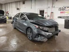 3KPF54AD8RE742252 2024 KIA FORTE