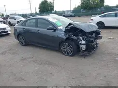 3KPF54AD8RE743661 2024 KIA FORTE