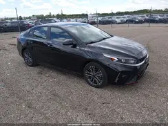 3KPF54AD8RE746365 2024 KIA FORTE