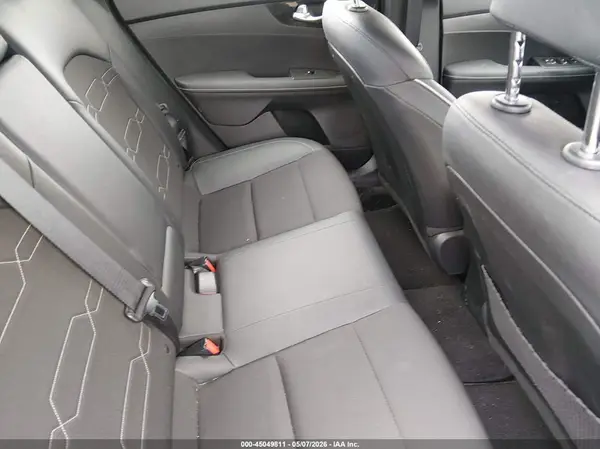 3KPF54AD8RE746365 2024 KIA FORTE - Image 8