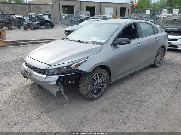 3KPF54AD8RE746608 2024 KIA FORTE - Image 2