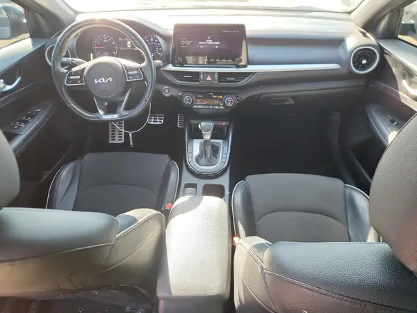 3KPF54AD8RE756233 2024 KIA FORTE - Image 8