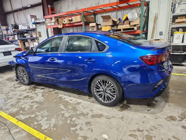 3KPF54AD8RE757608 2024 KIA FORTE - Image 2