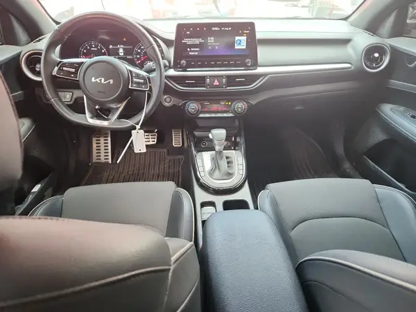 3KPF54AD8RE767247 2024 KIA FORTE - Image 8