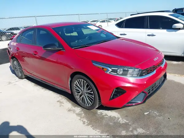 3KPF54AD8RE771105 2024 KIA FORTE - Image 1