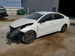 3KPF54AD8RE771136 2024 KIA FORTE