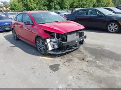 3KPF54AD8RE772755 2024 KIA FORTE