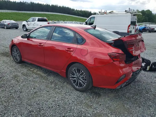 3KPF54AD8RE774134 2024 KIA FORTE - Image 2
