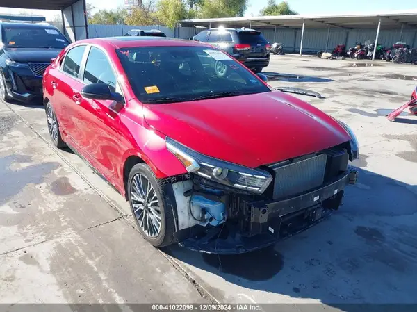 3KPF54AD8RE777096 2024 KIA FORTE - Image 1