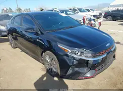 3KPF54AD8RE779575 2024 KIA FORTE