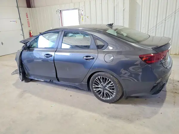 3KPF54AD8RE780113 2024 KIA FORTE - Image 2