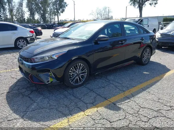 3KPF54AD8RE783819 2024 KIA FORTE - Image 2