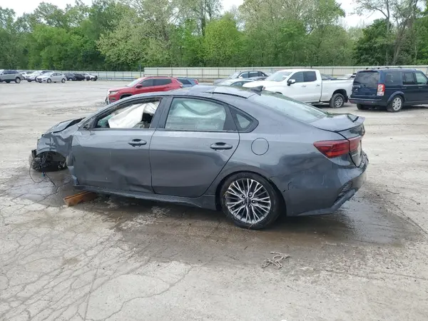 3KPF54AD8RE791645 2024 KIA FORTE - Image 2