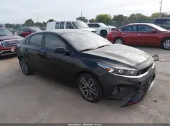 3KPF54AD8RE794982 2024 KIA FORTE