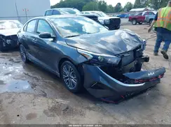3KPF54AD8RE798109 2024 KIA FORTE