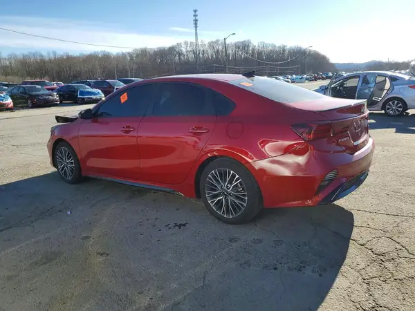 3KPF54AD8RE802188 2024 KIA FORTE - Image 2